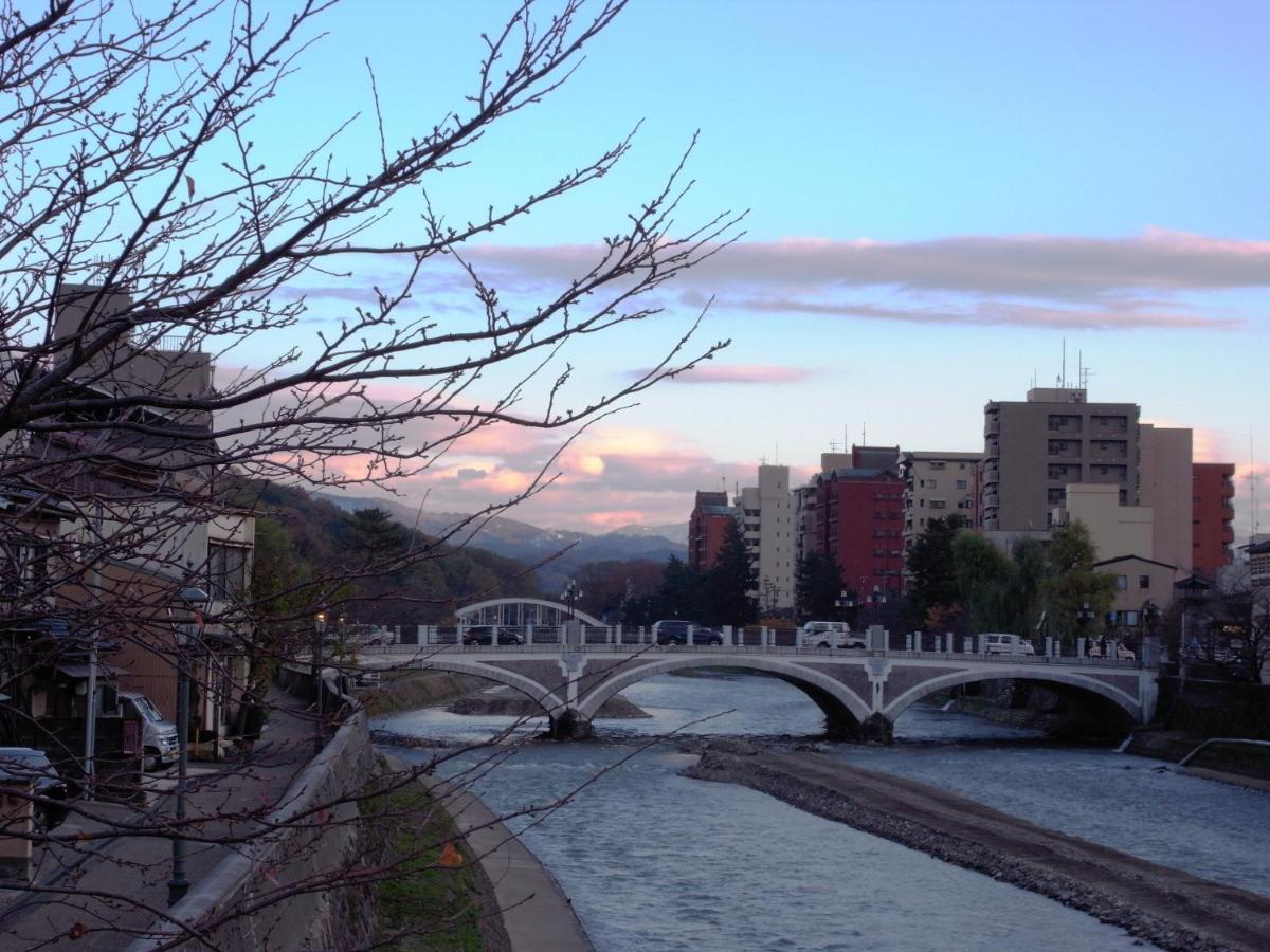 Ryokan Yamamuro Kanazawa Exterior photo